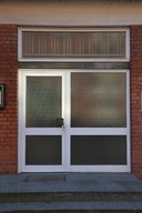 3-haust-r-treppenhaus-vorher.jpg
